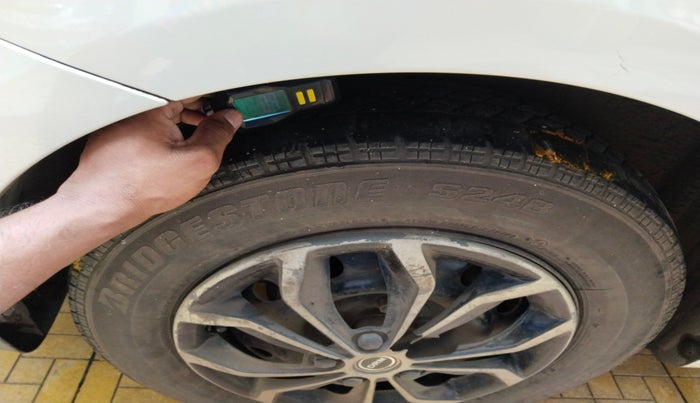 2010 Maruti Swift Dzire VXI, Petrol, Manual, 1,47,419 km, tyre