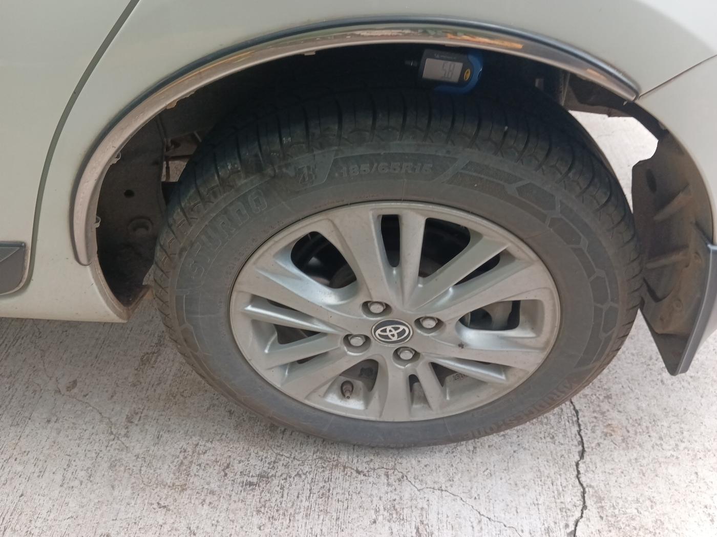 2020 Toyota YARIS VX CVT, Petrol, Automatic, 52,347 km, tyre