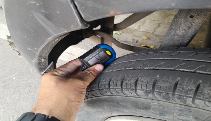 2015 Maruti Alto 800 VXI, Petrol, Manual, 96,403 km, tyre