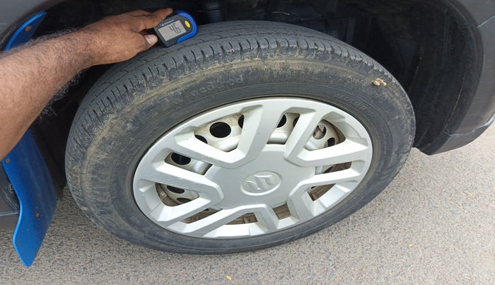 2022 Maruti Vitara Brezza LXI, Petrol, Manual, 27,020 km, tyre