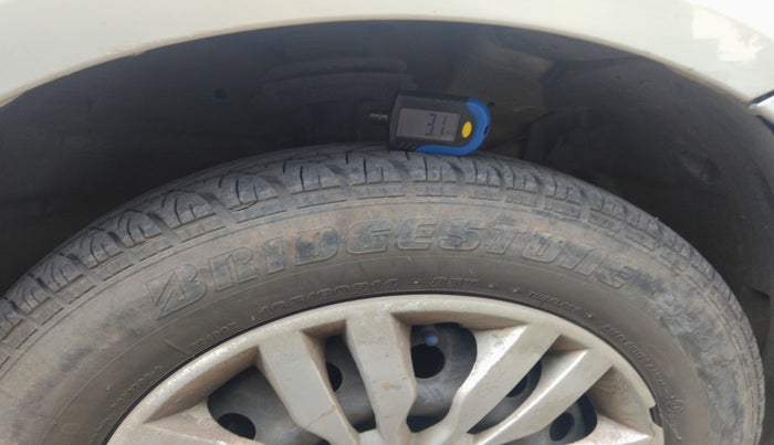 2015 Maruti Swift Dzire VDI ABS, Diesel, Manual, 1,92,241 km, tyre
