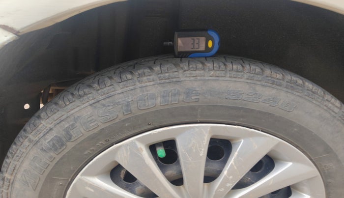 2015 Maruti Swift Dzire VDI ABS, Diesel, Manual, 1,92,241 km, tyre