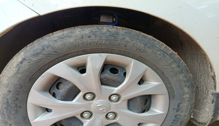 2013 Hyundai Grand i10 SPORTZ 1.2 KAPPA VTVT, Petrol, Manual, 90,044 km, tyre
