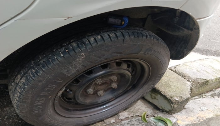 2013 Mahindra Quanto C4, Diesel, Manual, 1,01,650 km, tyre