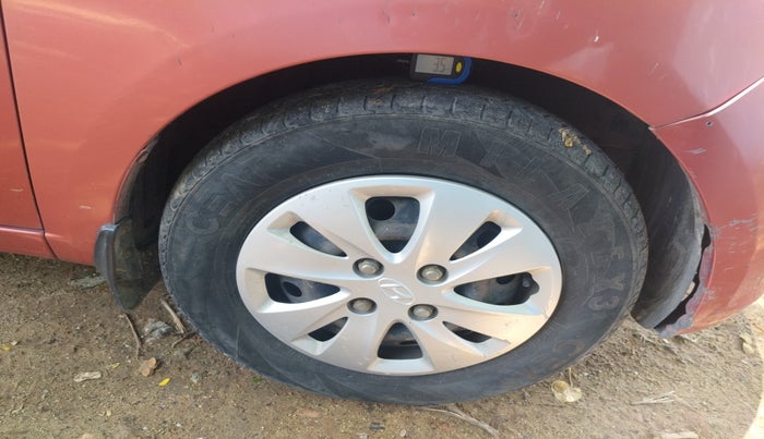 2010 Hyundai i10 MAGNA 1.2, Petrol, Manual, 62,837 km, tyre