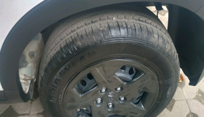 2024 Hyundai VENUE S 1.2, Petrol, Manual, 3,618 km, tyre