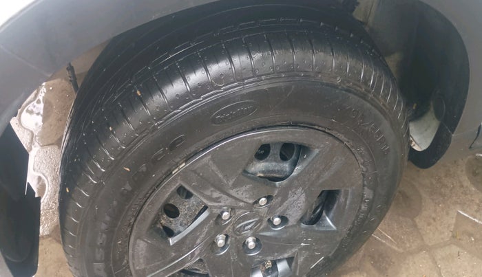 2024 Hyundai VENUE S 1.2, Petrol, Manual, 3,618 km, tyre