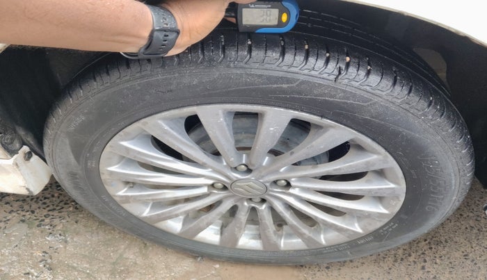 2017 Maruti Ciaz S 1.4 MT PETROL, Petrol, Manual, 1,08,800 km, tyre