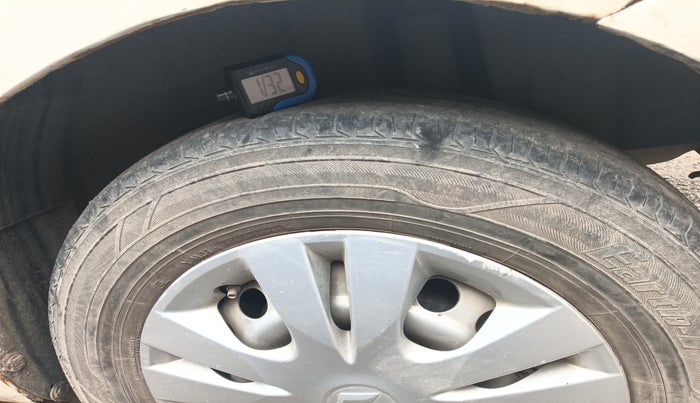 2015 Maruti Swift LDI, Diesel, Manual, 86,116 km, tyre
