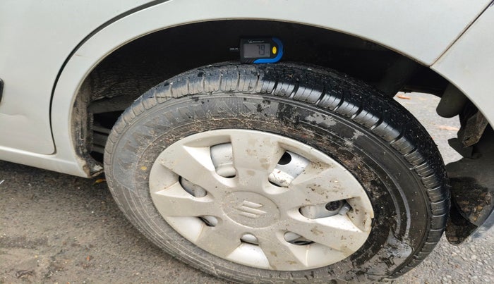 2011 Maruti Wagon R 1.0 LXI, Petrol, Manual, 1,10,678 km, tyre