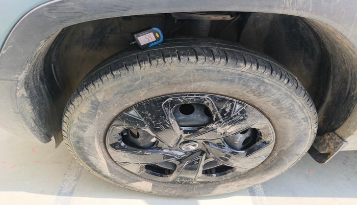 2022 Tata PUNCH ADVENTURE MT, Petrol, Manual, 19,644 km, tyre
