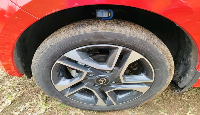 2022 Tata Tiago XZ PLUS PETROL, Petrol, Manual, 8,083 km, tyre