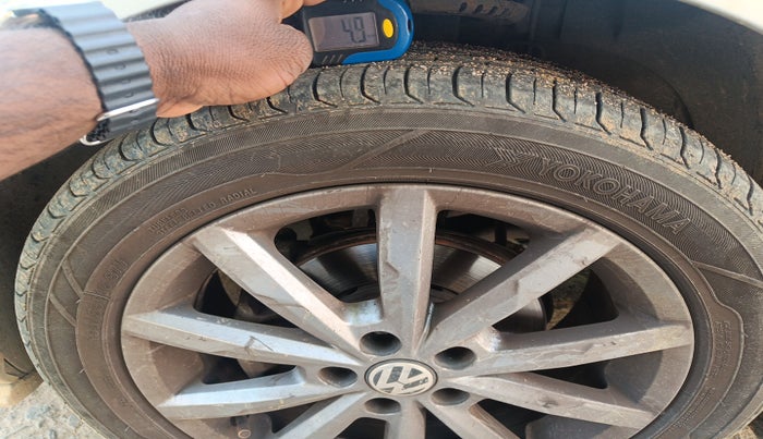 2022 Volkswagen Vento HIGHLINE PLUS 1.0L TSI AT, Petrol, Automatic, 88,106 km, tyre
