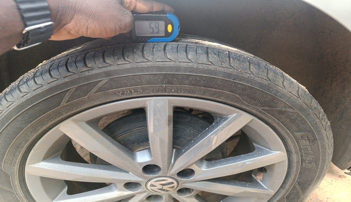 2022 Volkswagen Vento HIGHLINE PLUS 1.0L TSI AT, Petrol, Automatic, 88,106 km, tyre
