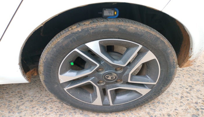 2021 Tata Tiago XZA PLUS DUAL TONE PETROL, Petrol, Automatic, 56,711 km, tyre