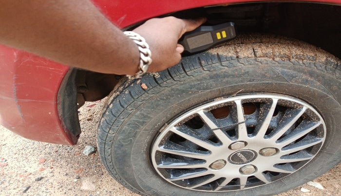 2018 Maruti Alto 800 LXI, Petrol, Manual, 25,990 km, tyre