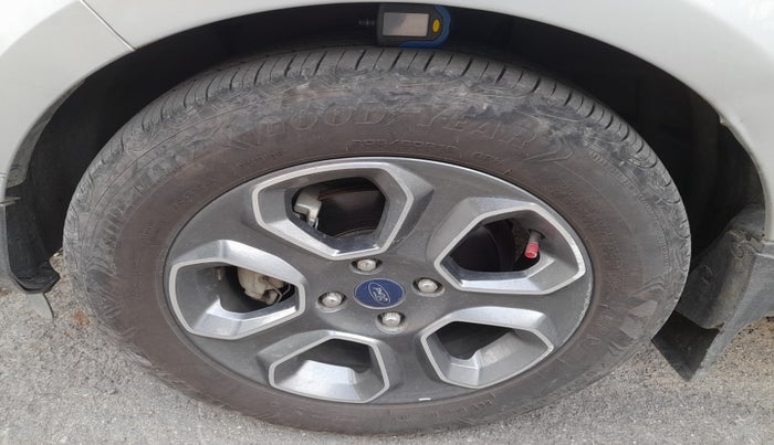 2021 Ford Ecosport TITANIUM 1.5L SPORTS(SUNROOF) DIESEL, Diesel, Manual, 55,577 km, tyre