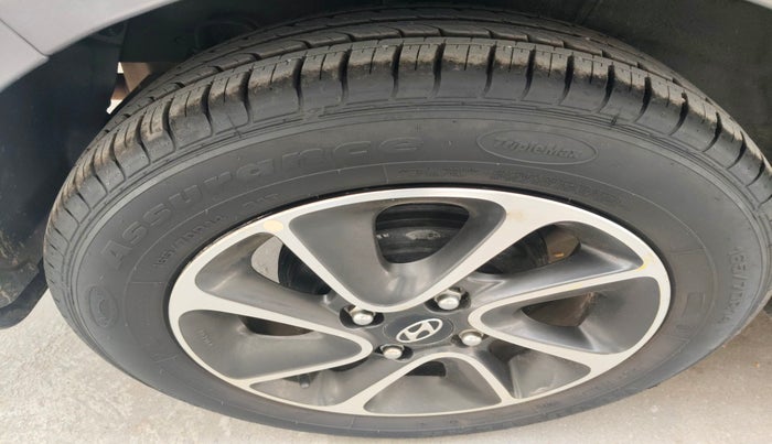 2018 Hyundai Grand i10 SPORTZ AT 1.2 KAPPA VTVT, Petrol, Automatic, 25,554 km, tyre