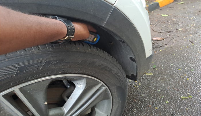 2016 Hyundai Creta SX PLUS 1.6 PETROL, Petrol, Manual, 31,807 km, tyre