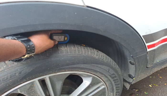 2016 Hyundai Creta SX PLUS 1.6 PETROL, Petrol, Manual, 31,807 km, tyre