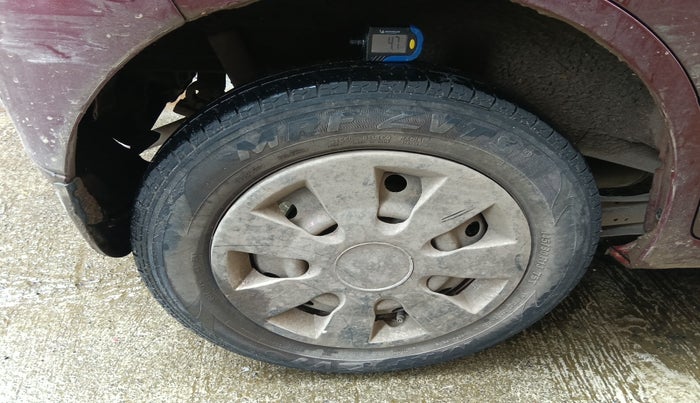 2011 Maruti Wagon R 1.0 LXI CNG, Petrol, Manual, 1,18,776 km, tyre