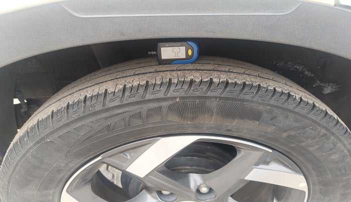 2019 Hyundai VENUE SX PLUS 1.0 TURBO DCT, Petrol, Automatic, 32,293 km, tyre