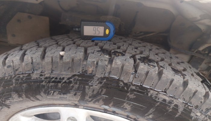 2021 Mahindra Bolero B6 (O), Diesel, Manual, 1,58,200 km, tyre