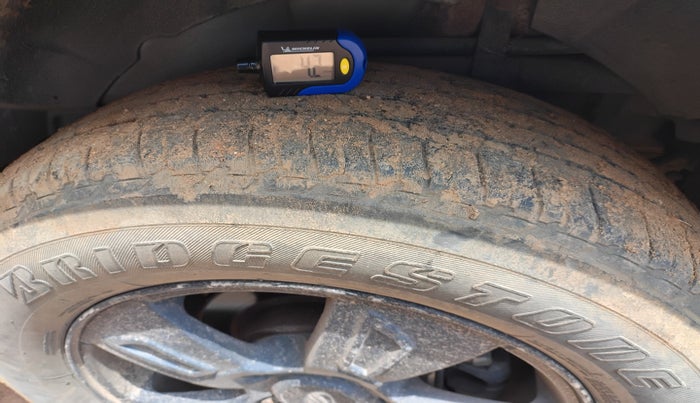 2014 Mahindra XUV500 W6, Diesel, Manual, 88,214 km, tyre