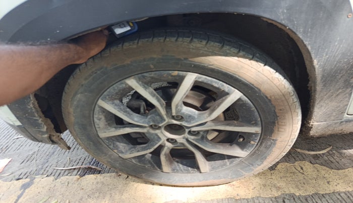 2018 Mahindra KUV 100 NXT K8 D 6 STR, Diesel, Manual, 85,827 km, tyre