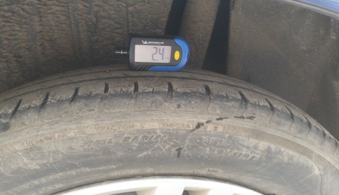 2020 Maruti Dzire VXI, Petrol, Manual, 43,999 km, tyre