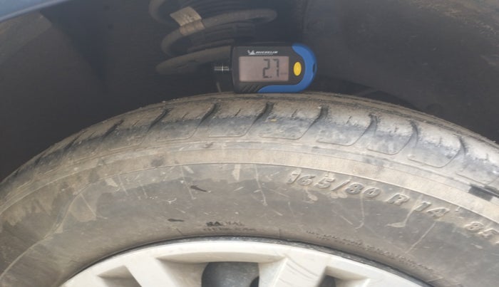 2020 Maruti Dzire VXI, Petrol, Manual, 43,999 km, tyre