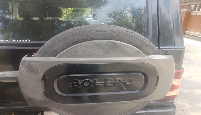 2012 Mahindra Bolero SLX BS-III, Diesel, Manual, 95,307 km, tyre