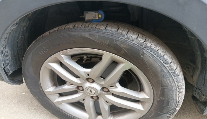 2022 Renault TRIBER RXZ, Petrol, Manual, 39,977 km, tyre