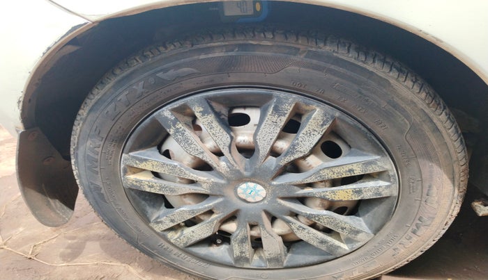 2012 Tata Indica Vista VX QUADRAJET, Diesel, Manual, 1,31,880 km, tyre
