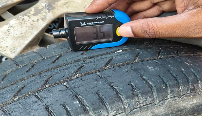 2018 Tata Tiago XM PETROL, Petrol, Manual, 76,819 km, tyre