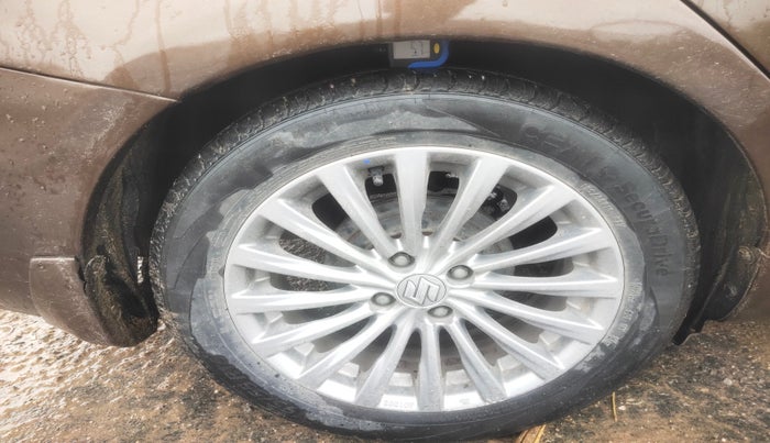 2016 Maruti Ciaz ZXI+, Petrol, Manual, 1,14,667 km, tyre