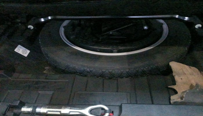 2019 BMW X5 XDRIVE 30D XLINE, Diesel, Automatic, 1,43,480 km, tyre