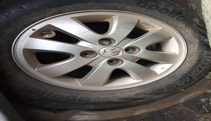 2012 Maruti Ritz ZXI, Petrol, Manual, 43,669 km, tyre