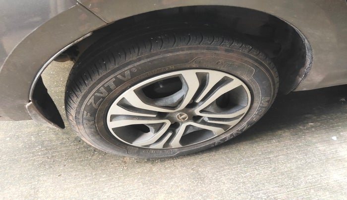 2023 Tata TIGOR XZ PLUS CNG, Petrol, Manual, 25,554 km, tyre