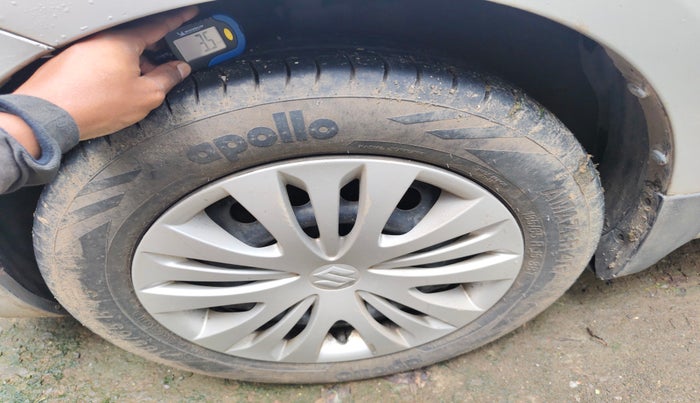 2013 Maruti Ertiga VXI, Petrol, Manual, 88,355 km, tyre
