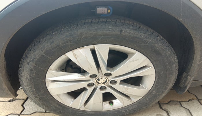 2021 Skoda KUSHAQ AMBITION 1.0L TSI MT, Petrol, Manual, 22,890 km, tyre