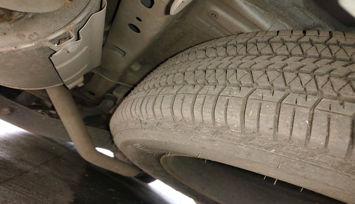 2021 Mahindra XUV500 W7 AT, Diesel, Automatic, 26,000 km, tyre