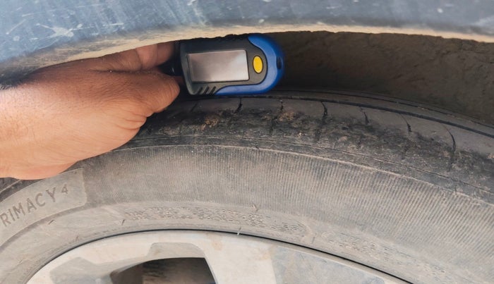 2017 Honda WR-V 1.2L I-VTEC VX MT, Petrol, Manual, 96,000 km, tyre