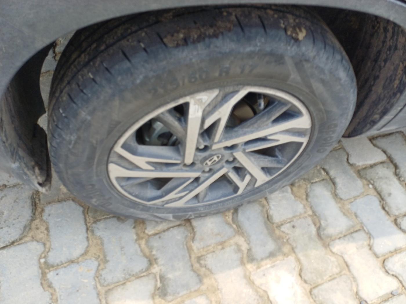 2024 Hyundai Creta SX TECH 1.5 PETROL iVT, Petrol, Automatic, 31,158 km, tyre
