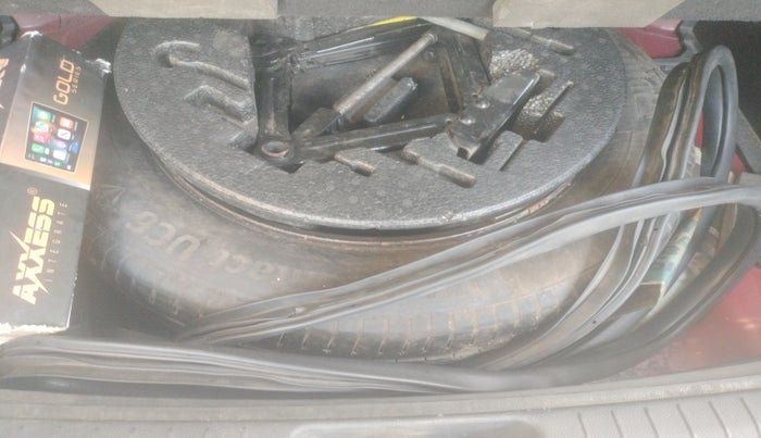 2015 Hyundai Creta SX PLUS 1.6 DIESEL, Diesel, Manual, 93,000 km, tyre