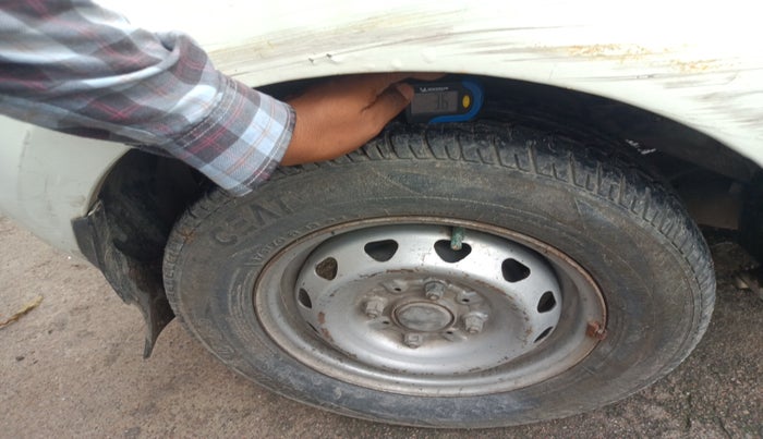 2012 Tata Indica Vista LX TDI, Diesel, Manual, 79,081 km, tyre