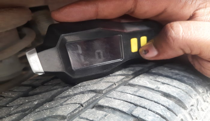 2015 Tata Nano TWIST XTA, Petrol, Automatic, 39,167 km, tyre