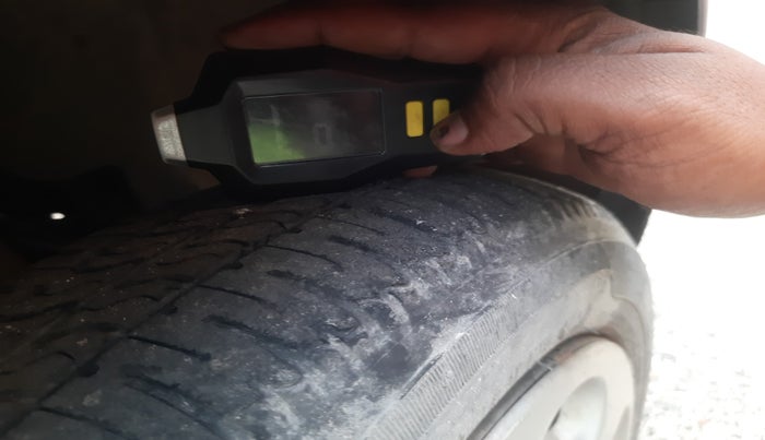 2015 Tata Nano TWIST XTA, Petrol, Automatic, 39,167 km, tyre
