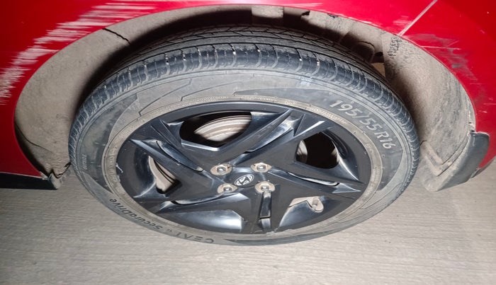 2022 Hyundai NEW I20 SPORTZ 1.2 MT, Petrol, Manual, 20,265 km, tyre