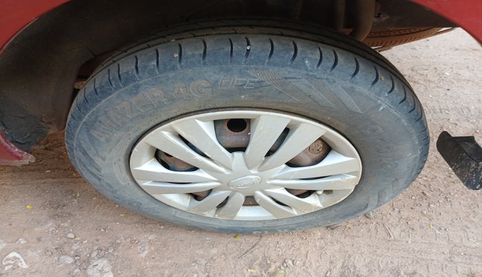 2015 Datsun Go Plus T, Petrol, Manual, 1,01,280 km, tyre